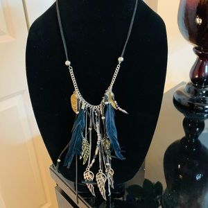 Very long necklace with multiple pendants 🖤
